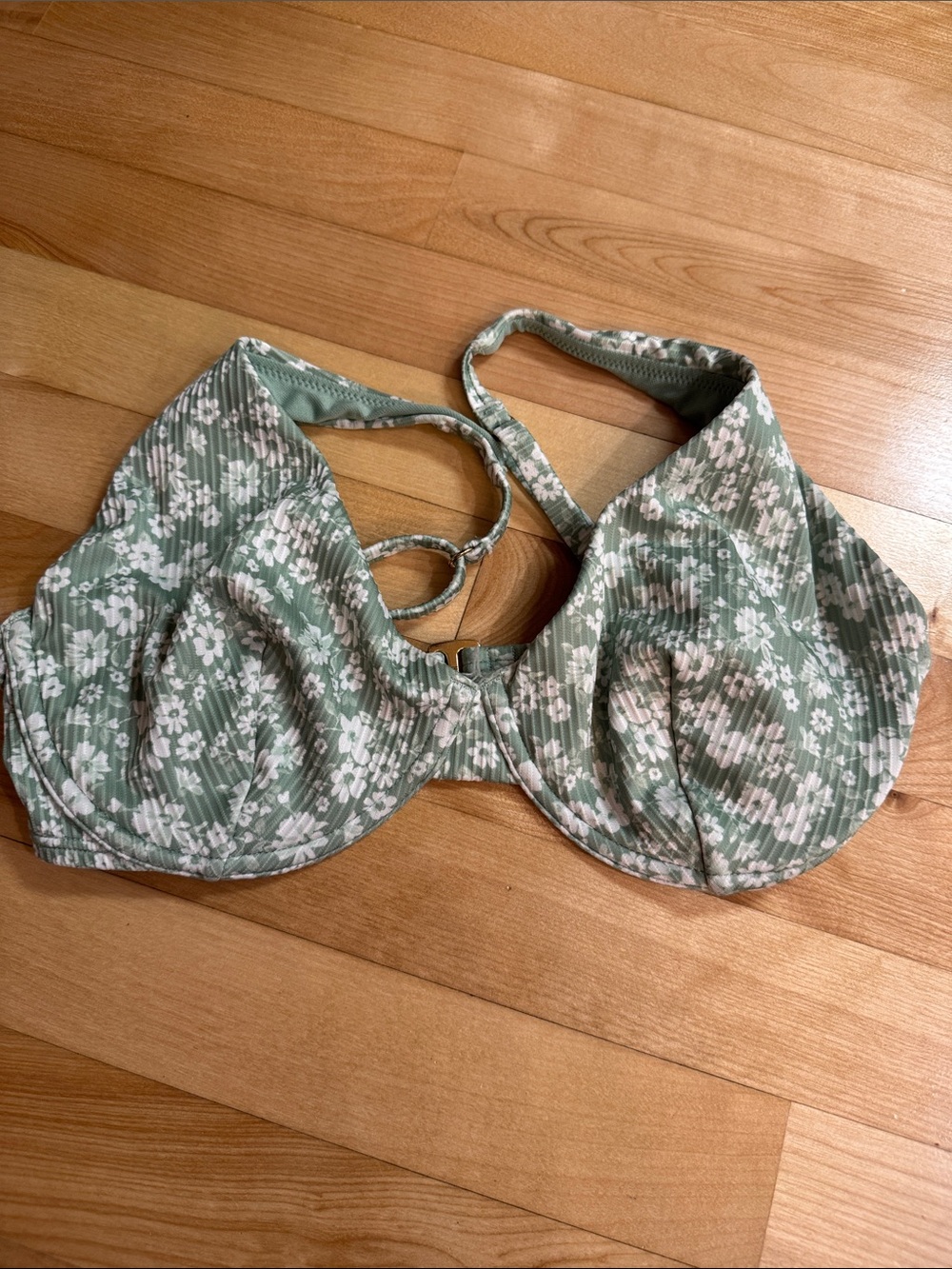 Hollister Underwire Floral Bikini Top - Sage Green size small